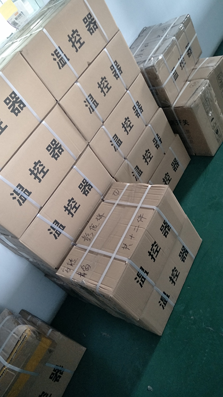 发往(xin)省内青岛?00支风机盘温控器开关今天发? onmousewheel=